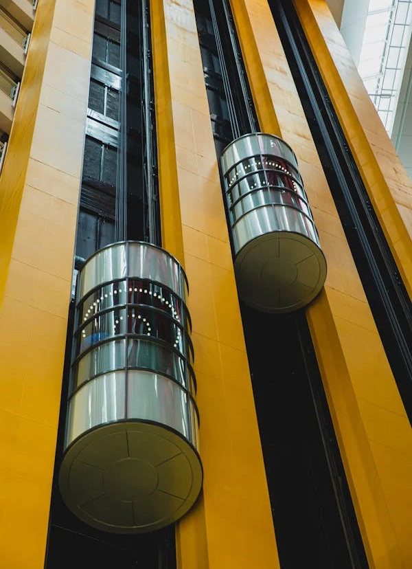 Super Elevators Building